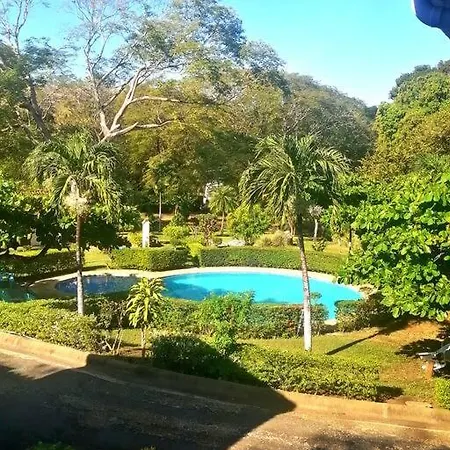 2 Bedroom Townhouse With Pool In Hermosa