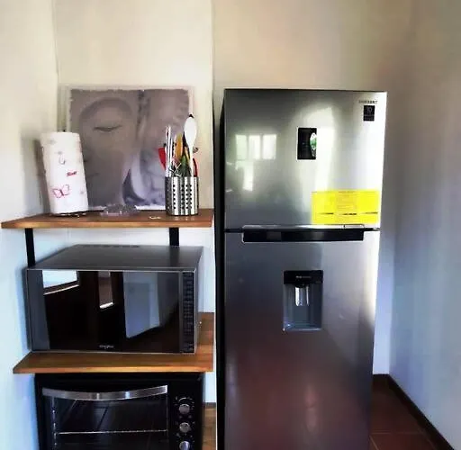 2 Bedroom Townhouse With Pool In Hermosa Villa *