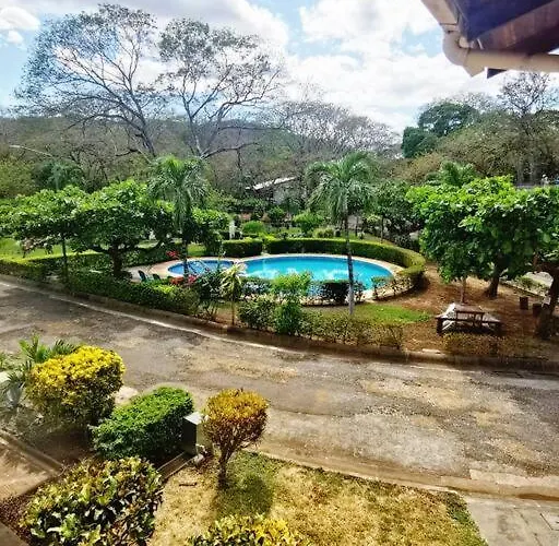 2 Bedroom Townhouse With Pool In Hermosa Villa Playa Hermosa (Guanacaste)