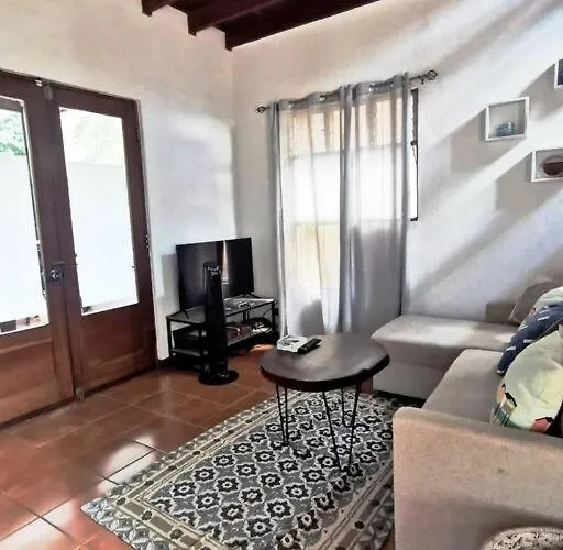 Villa 2 Bedroom Townhouse With Pool In Hermosa *